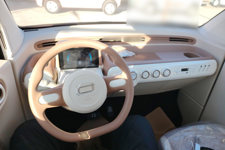 奔腾小马 2026款 222km 萌趣马 Plus中控内饰12