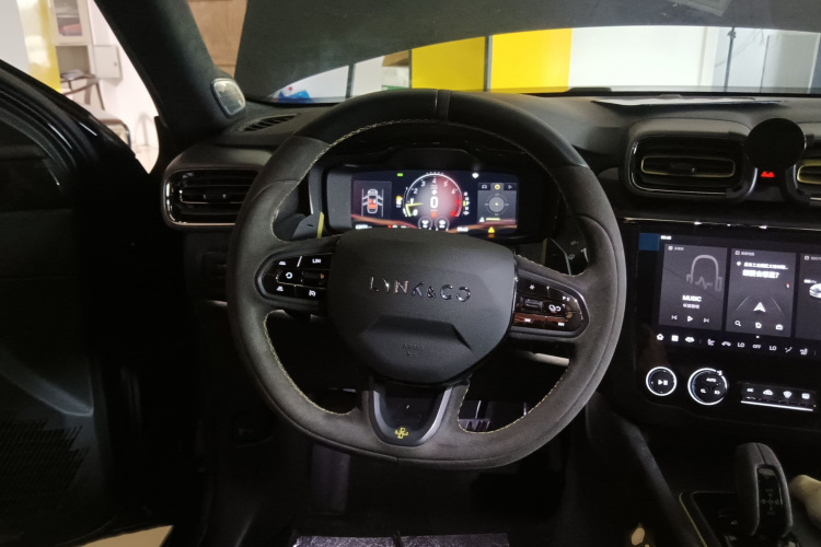 领克03 2022款 03+ 2.0TD 自动驭风版局部细节13