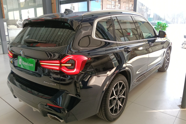 宝马X3 2022款 改款 xDrive25i M运动套装车身外观7