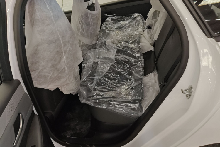 比亚迪 秦PLUS 2025款 DM-i 智驾版 128KM进取型中控内饰21