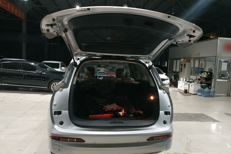 蓝电E5 2023款 1.5L DE-i 100KM畅享型 5座局部细节23