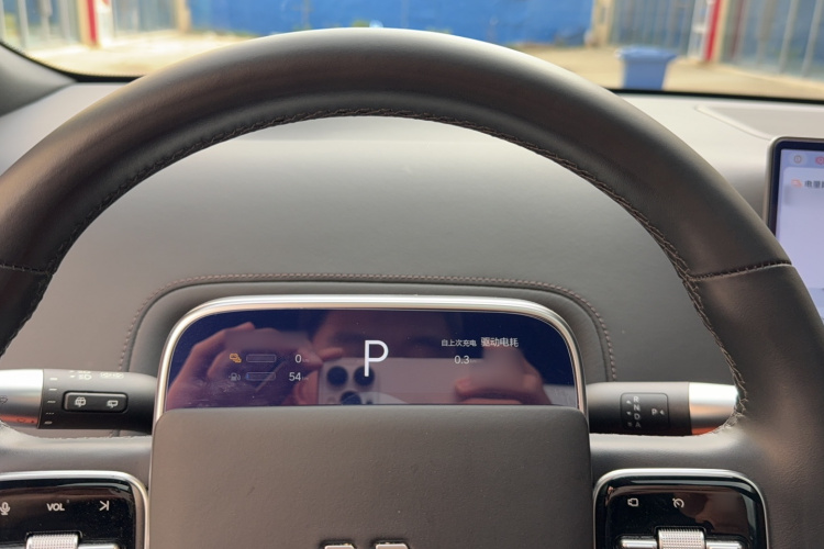 理想汽车 理想L9 2022款 Max局部细节14