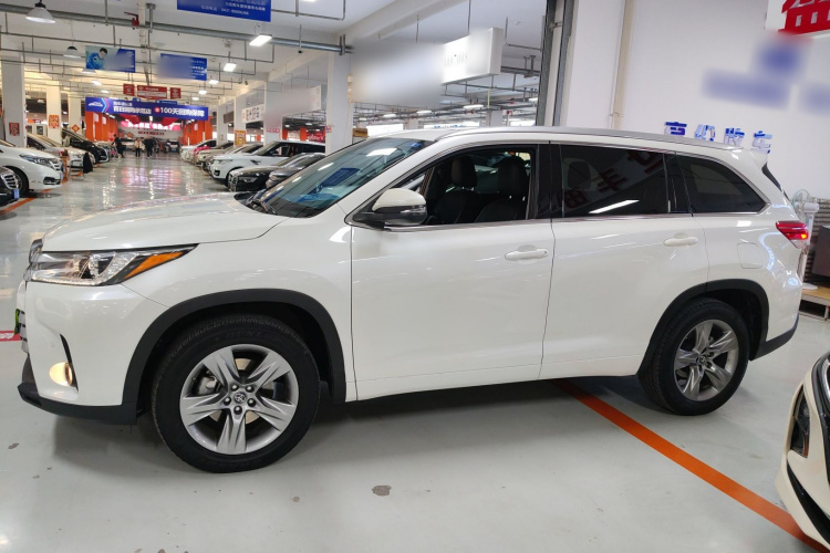 丰田 汉兰达 2018款 2.0T 四驱豪华版 7座 国VI车身外观4