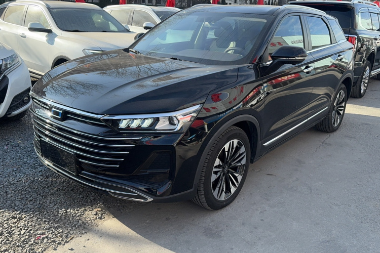 奔腾T77 2023款 1.5T 自动豪华型车身外观1