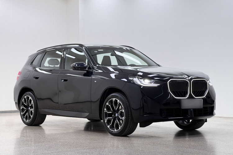 宝马X3 2025款 xDrive30L 领先型 M运动曜夜套装车身外观6003