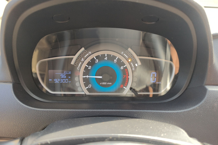 长城C30 2015款 经典版 1.5L 手动畅享型局部细节14