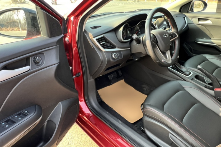 雪佛兰 科鲁泽 2019款 Redline 320T 双离合爽快版 国VI中控内饰7005