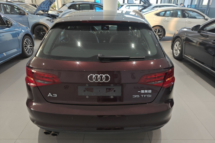 奥迪A3 2016款 Sportback 35 TFSI 进取型车身外观6