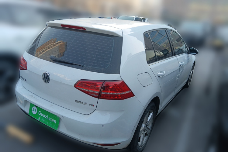 大众 高尔夫 2015款 1.4TSI 自动豪华型车身外观7