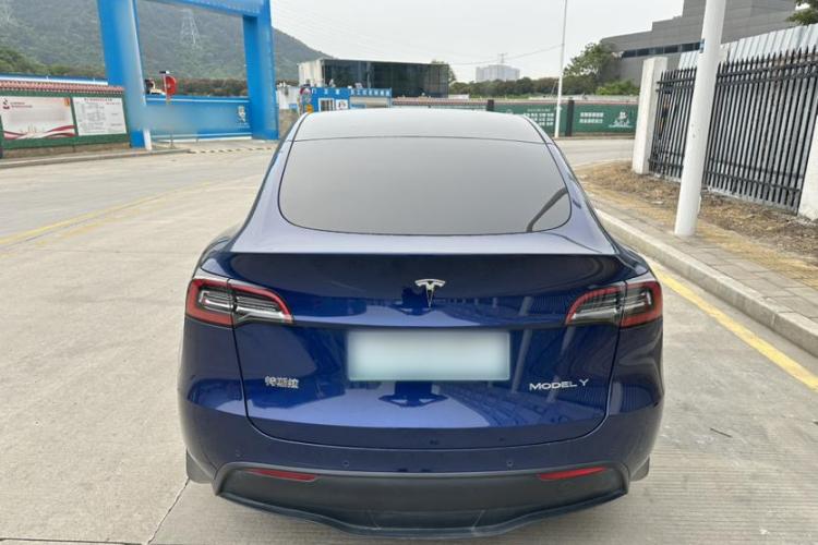 特斯拉 Model Y 2021款 标准续航后驱版车身外观6003