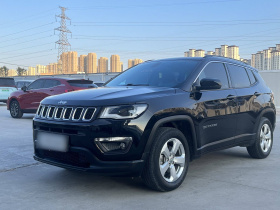 Jeep 指南者 2019款 220T 自动家享版