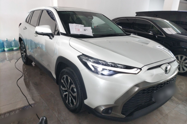 丰田 锋兰达 2023款 2.0L CVT豪华版车身外观3