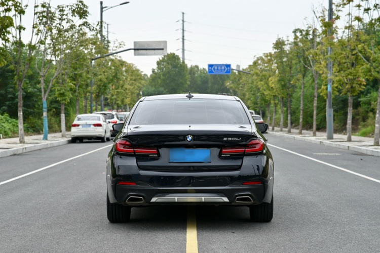 宝马5系 2021款 改款 525Li M运动套装车身外观6002