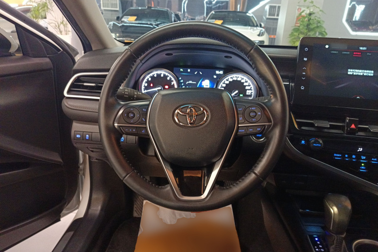 丰田 凯美瑞 2021款 2.0G 豪华版中控内饰13