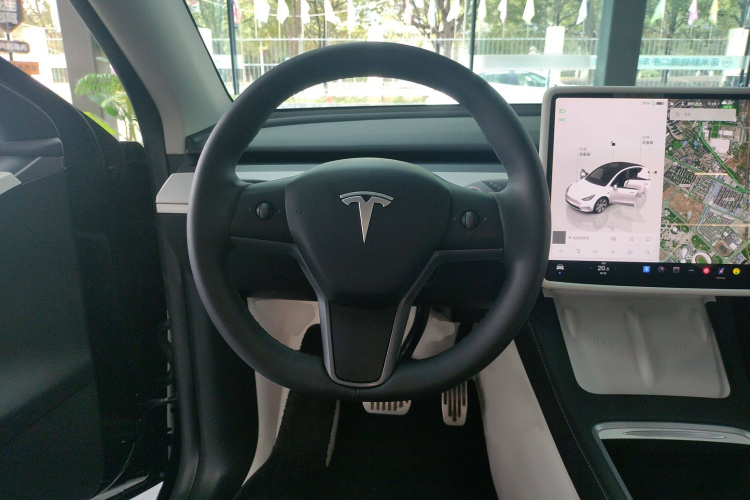 特斯拉 Model Y 2022款 改款 后轮驱动版局部细节13