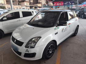 铃木 雨燕 2013款 1.5L 自动标准版