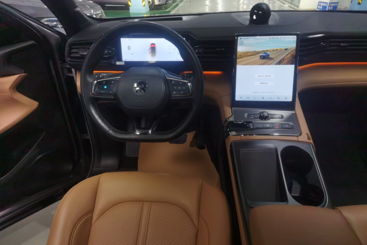 蔚来ES6 2020款 600KM 运动版中控内饰13