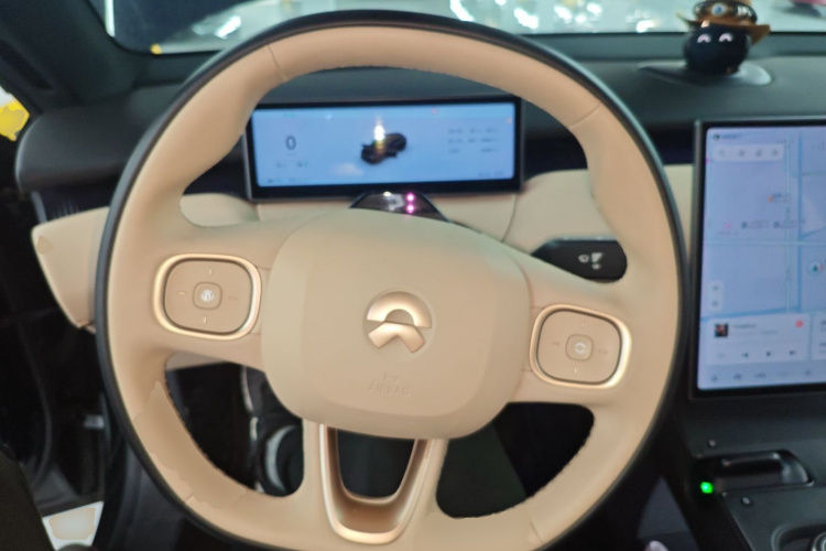 蔚来ET5T 2024款 75kWh Touring中控内饰13