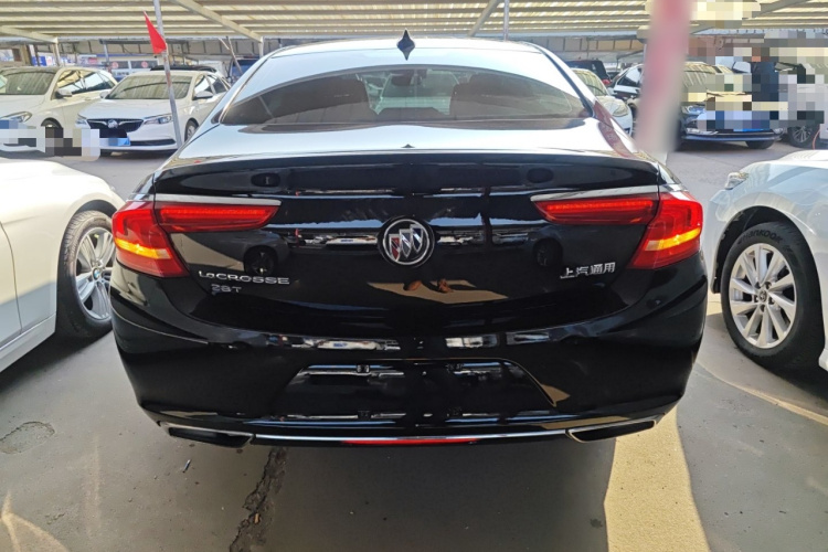 别克 君越 2018款 28T 精英型车身外观6