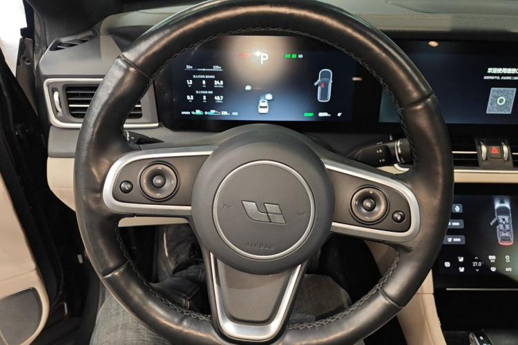 理想汽车 理想ONE 2020款 增程6座版局部细节13