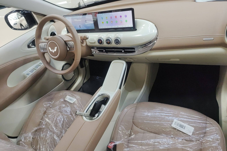 五菱汽车 五菱缤果 2025款 333km 灵犀互联款中控内饰12