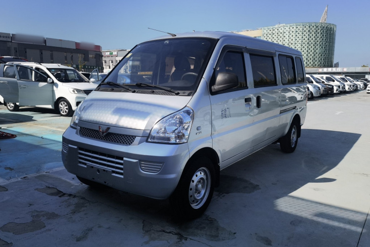 五菱汽车 五菱荣光 2021款 1.5L加长基本型L3C车身外观6002