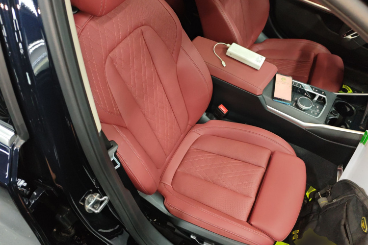 宝马3系 2025款 325Li M运动套装局部细节41