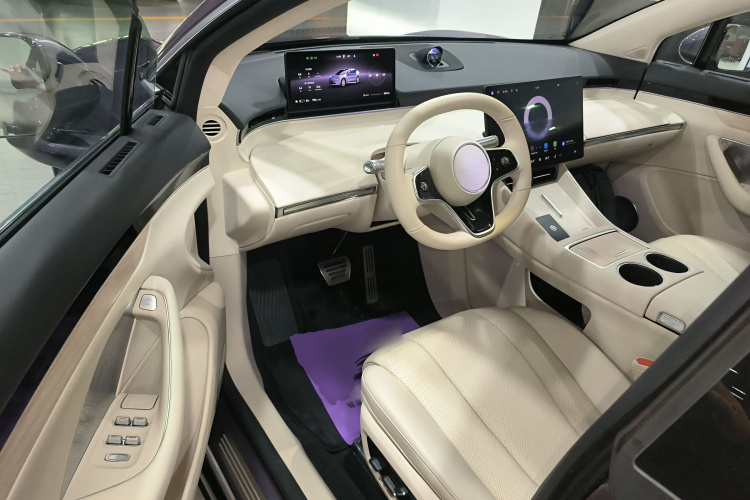 鸿蒙智行 智界R7 2024款 纯电 736km UItra中控内饰7003