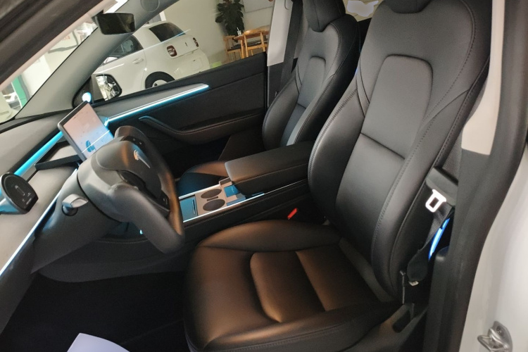 特斯拉 Model Y 2023款 后轮驱动版局部细节19