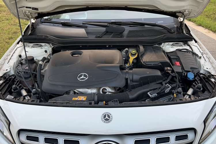 奔驰GLA 2018款 GLA 200 时尚型局部细节24