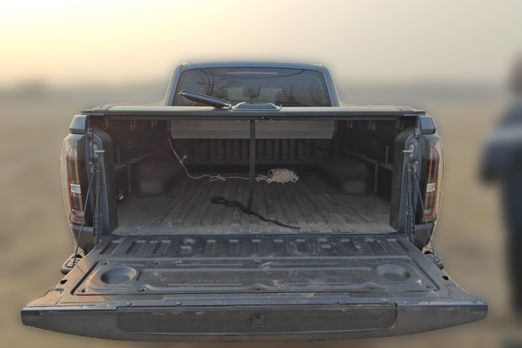 江铃 大道 2024款 敢探者 2.3T柴油自动四驱无界款中控内饰23