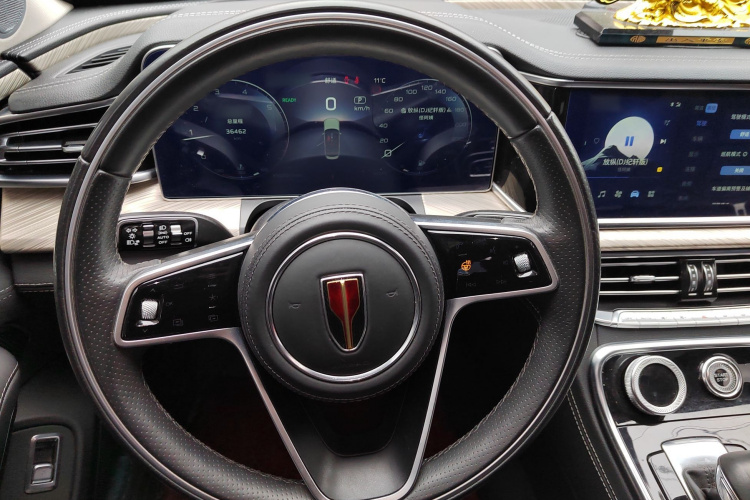 红旗H9 2020款 2.0T 智联旗畅版中控内饰13