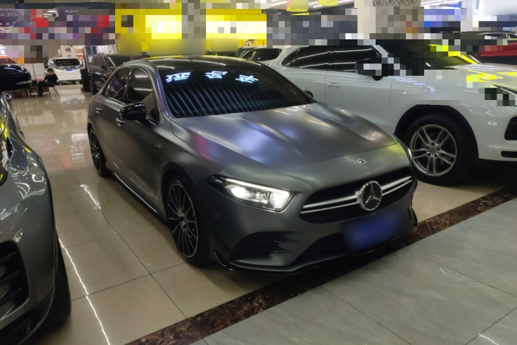 奔驰A级AMG 2022款 AMG A 35 L 4MATIC车身外观3