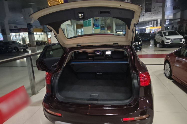 英菲尼迪QX50 2015款 2.5L 舒适版局部细节23