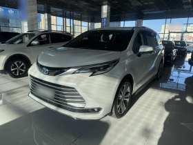 丰田 赛那SIENNA 2023款 2.5L混动 豪华版