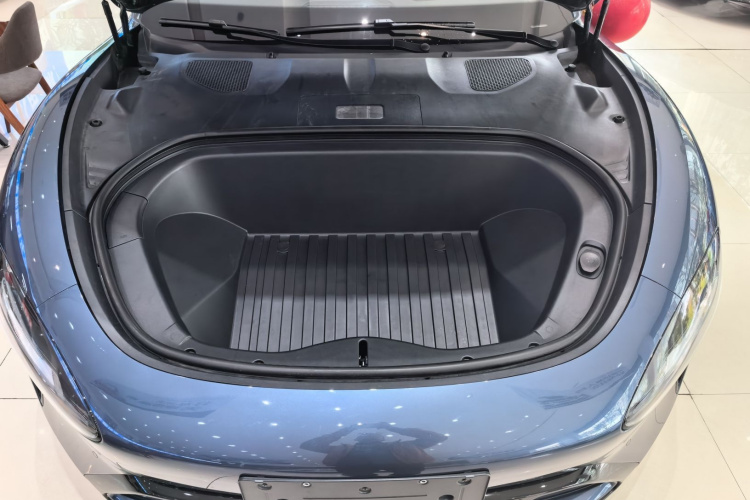 小米汽车 小米SU7 2024款 四驱超长续航高阶智驾Max版机舱底盘24