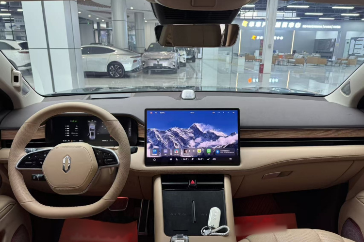 鸿蒙智行 问界M7 2024款 1.5T 后驱Plus版 5座中控内饰7004