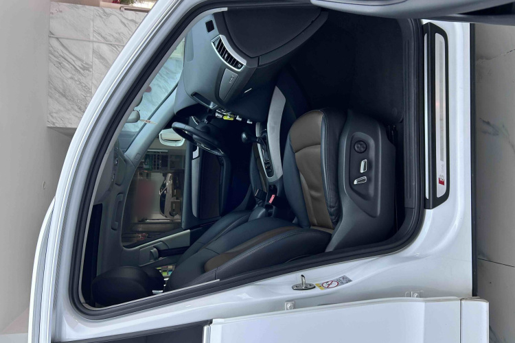 奥迪Q5 2017款 Plus 40 TFSI 进取型中控内饰7003