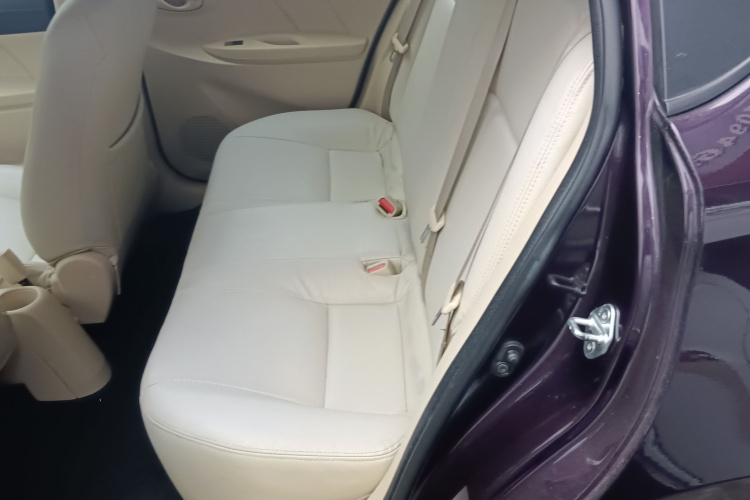 丰田 威驰 2017款 1.5L 手动创行版中控内饰7004