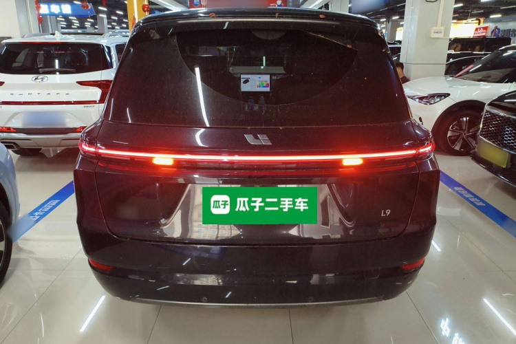 理想汽车 理想L9 2022款 Max车身外观6