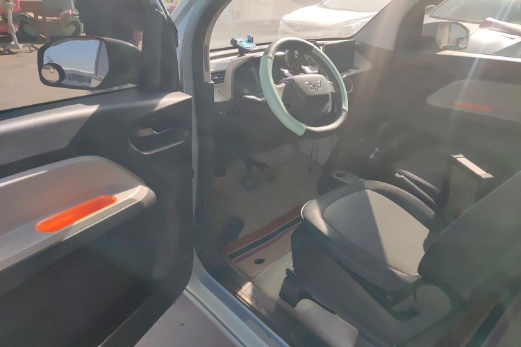 五菱汽车 宏光MINIEV 2020款 自在款 磷酸铁锂中控内饰7003