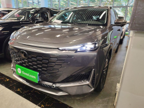 长安UNI-K 2021款 2.0T 卓越型