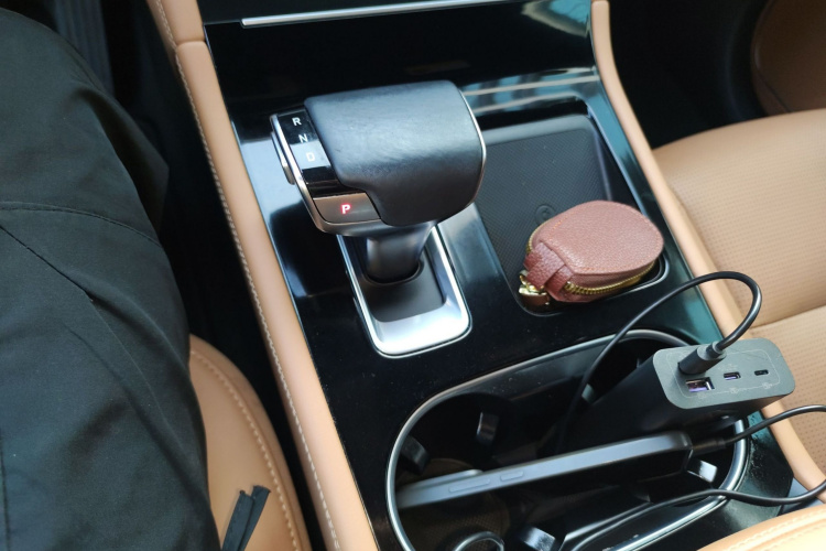 理想汽车 理想ONE 2021款 增程6座版局部细节18