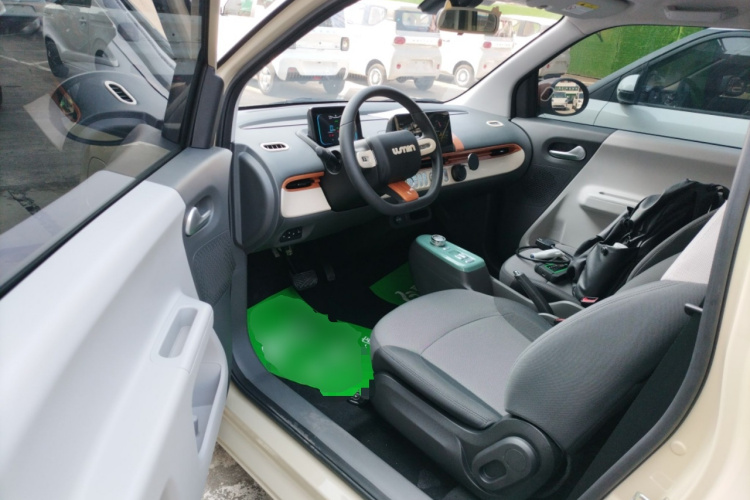 长安启源 长安Lumin 2023款 301km 蜜沁款中控内饰20