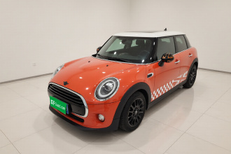 MINI 2018款 1.5T COOPER 经典派 五门版
