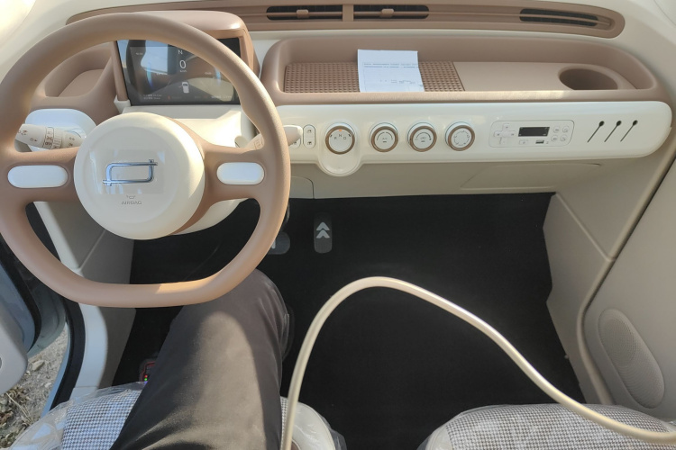 奔腾小马 2026款 222km 萌趣马 Plus中控内饰12