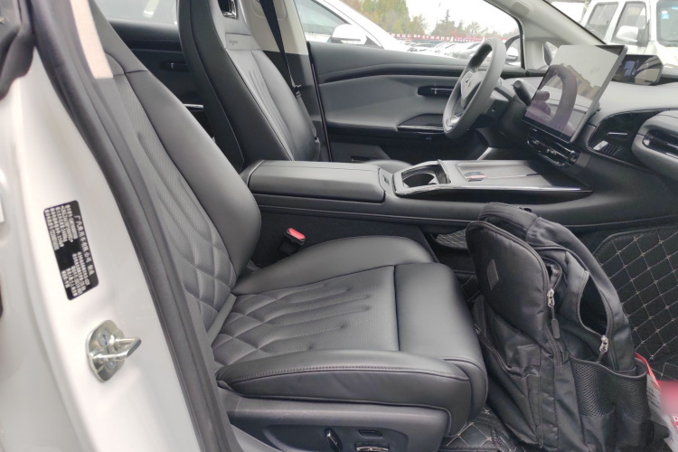 昊铂GT 2023款 710后驱超充Max版局部细节41