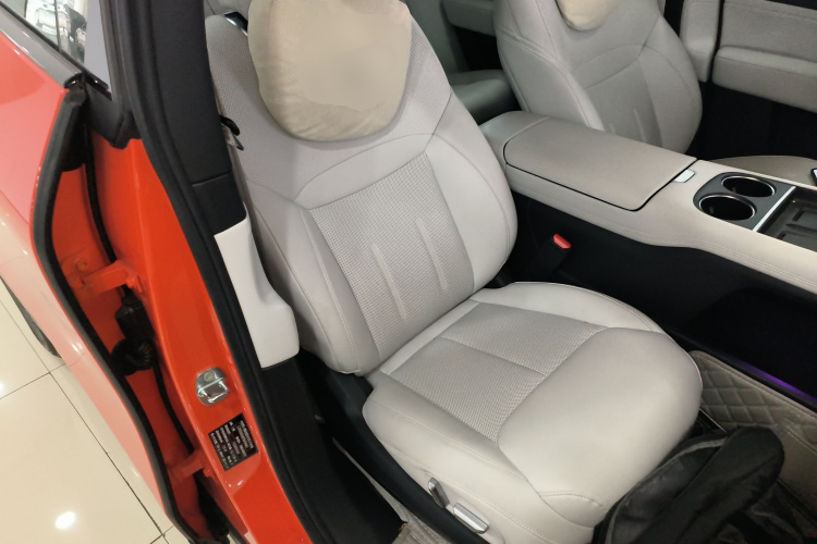 小鹏G6 2023款 580 长续航 Pro局部细节41