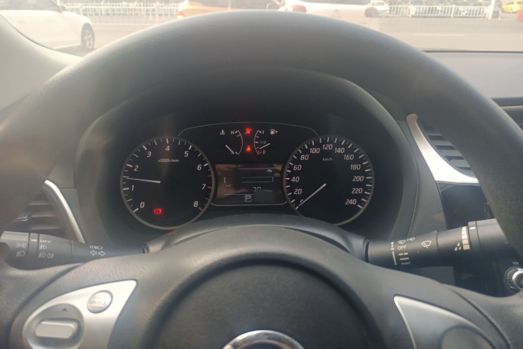 日产 轩逸 2016款 1.6XV CVT智享版局部细节14