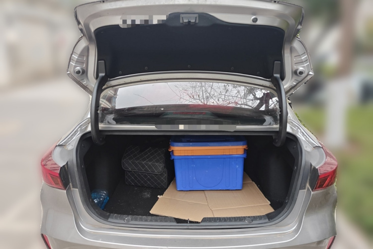 长安 逸动 2020款 PLUS 蓝鲸NE 1.4T GDI DCT尊贵型中控内饰23